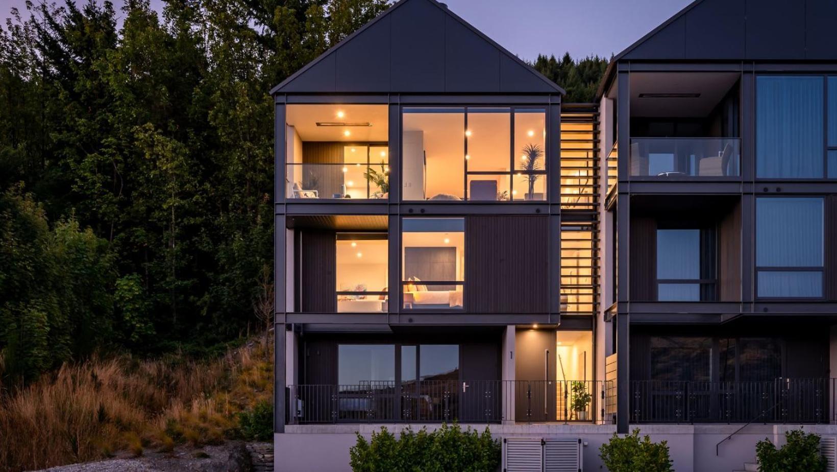فيلا The Tiers- Hot Tub- Ac- Bbq- Free Parking كوينستاون المظهر الخارجي الصورة